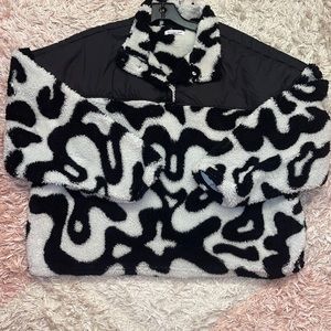 Grayson Threads Women's Pattern Graphic Faux-Fur Jacket